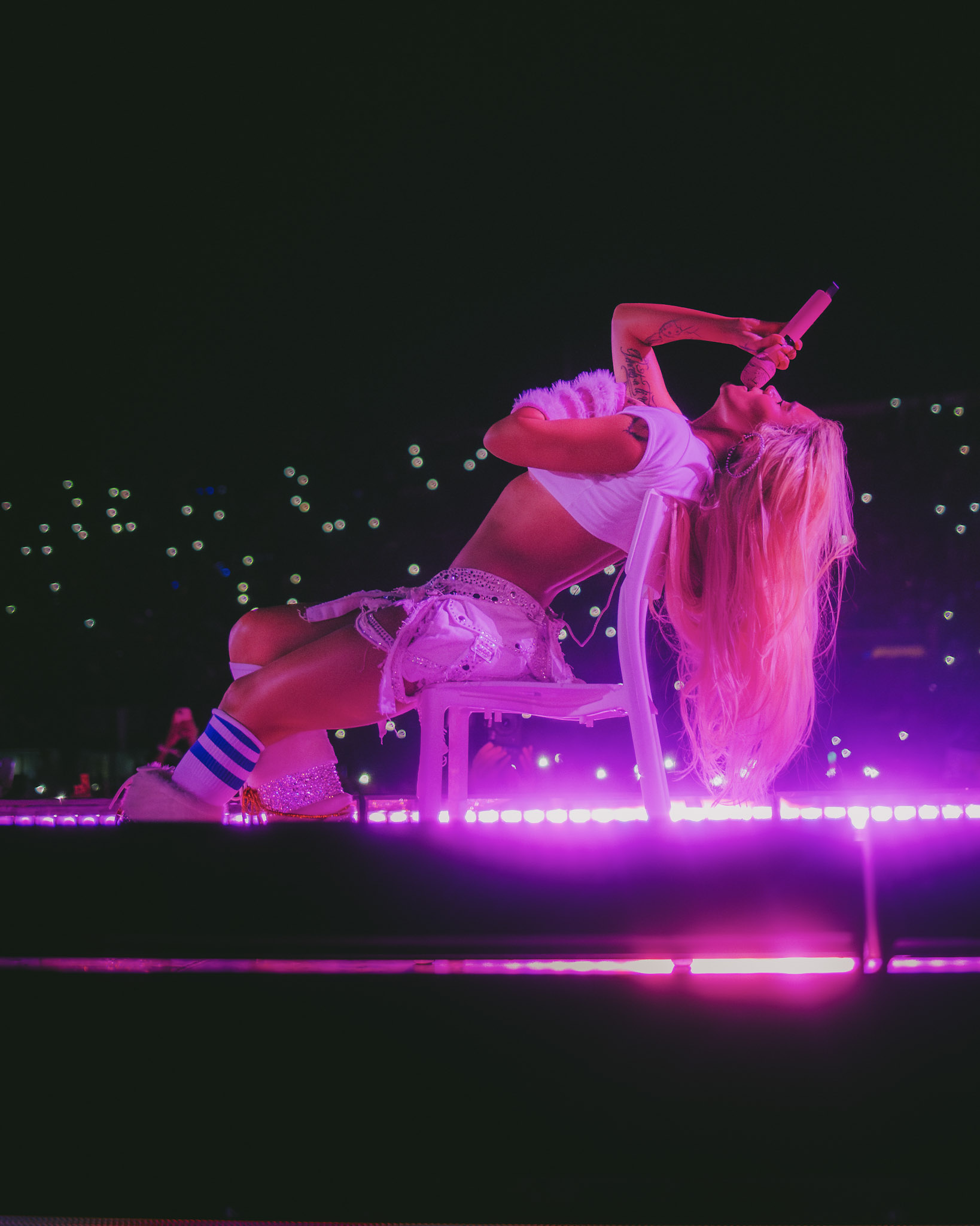 Karol G en Chile - Mañana Será Bonito Tour 19.04.2024 - María Loreto Plaza (@estricolor)